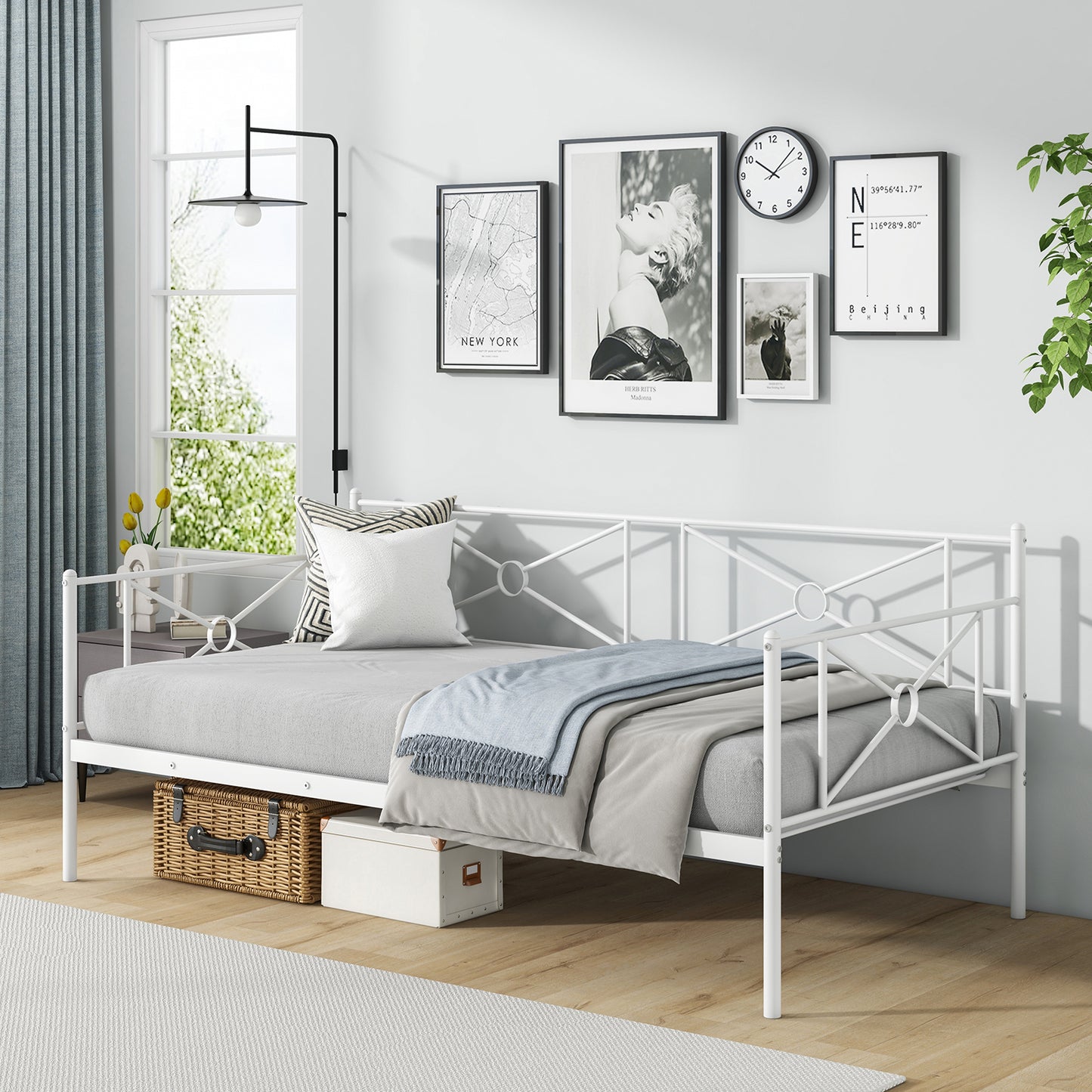 Metal Daybed Twin Bed Frame Stable Steel Slats Sofa Bed-White Kids Crystal