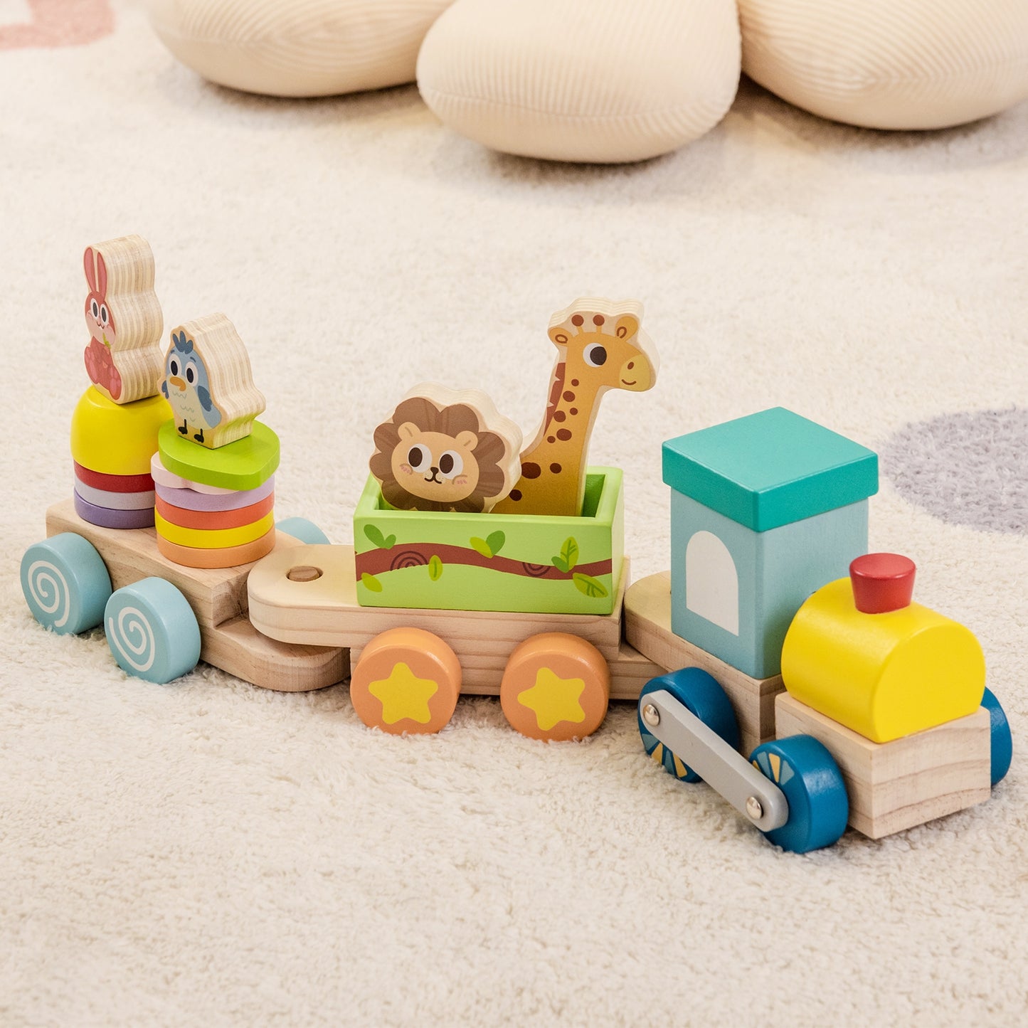 Wooden Stackable Educational Train Set with Colorful Animal Toys and Retractable Locomotive Kids Crystal