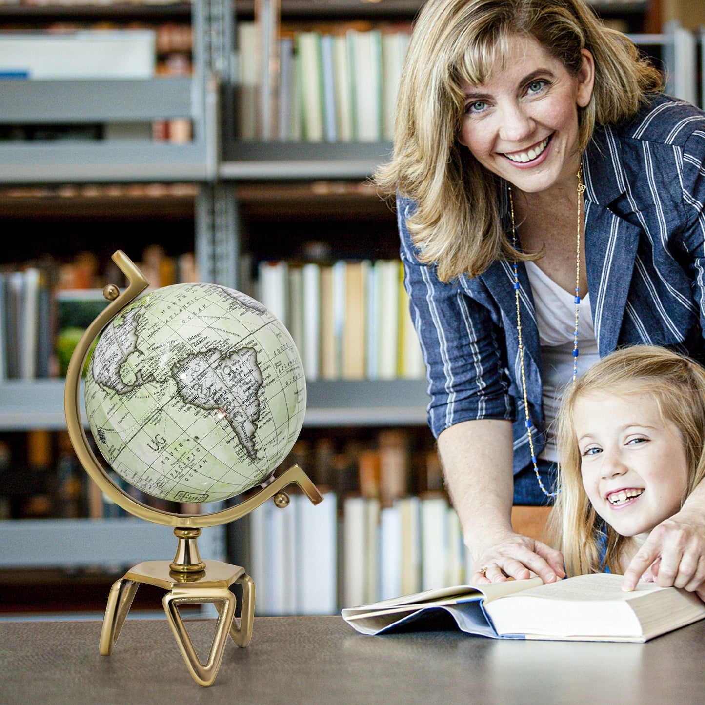 Educational Geographic 5/8/10 Inch World Globe with Triangle Metal Stand-8 inches Kids Crystal