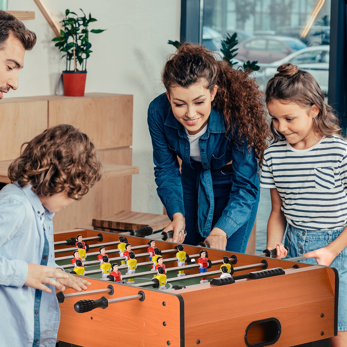 Foosball Table, 48'' Wooden Soccer Game Table, w/ 8 Rods, 2 Balls Suit for 4 Players Perfect for Arcades, Pub, Game Room Kids Crystal